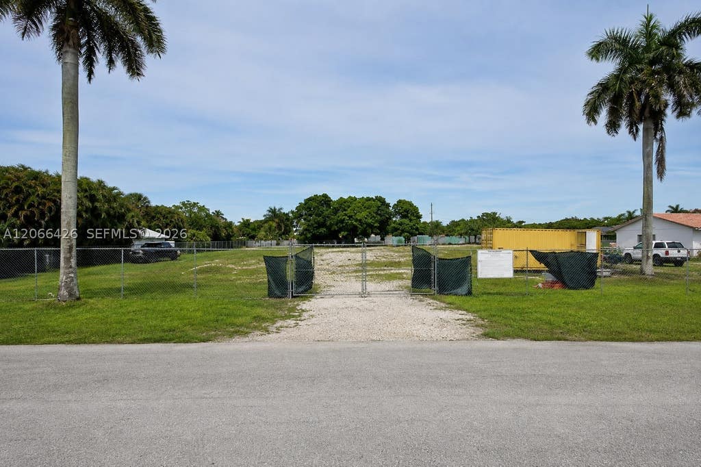 Photo of 3550 NW 94th Ave, Cooper City, FL 33024 (MLS # A12066426)