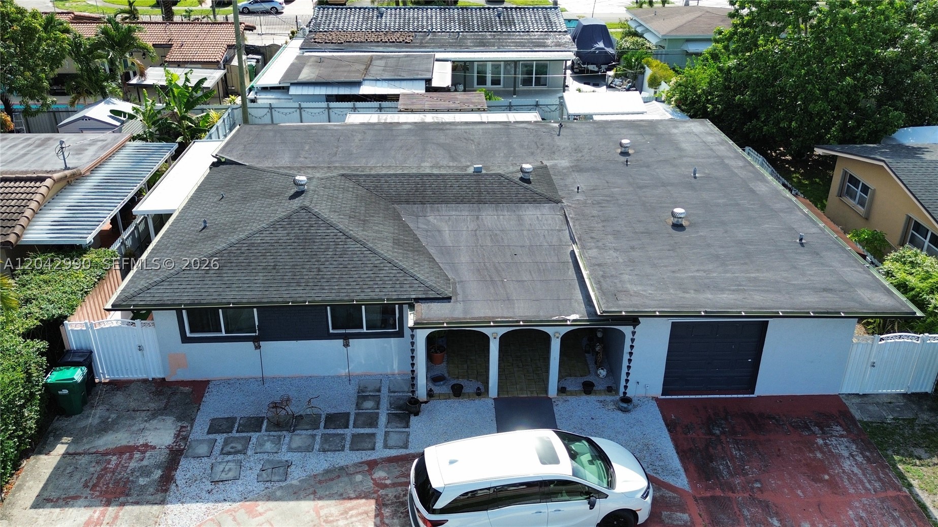 11512 NW 58th Ave