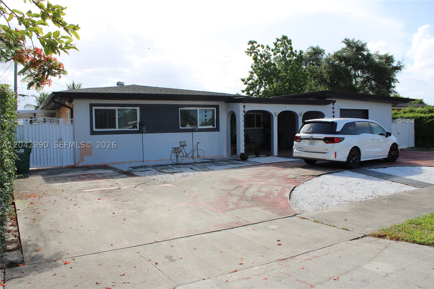 11512 NW 58th Ave