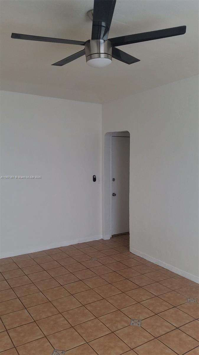 CARMEL VILLAS CONDO - Residential Lease