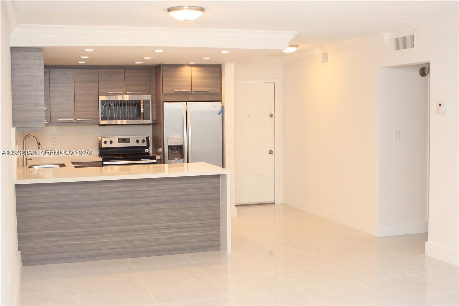 6940 Miami Gardens Dr 1-126