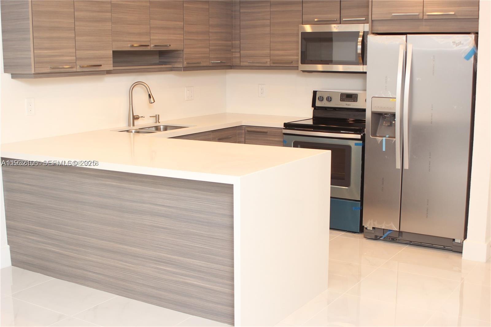 6940 Miami Gardens Dr 1-126