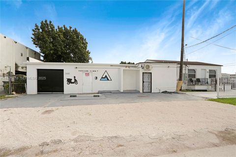 3705 NW 35th Ave Miami FL 33142