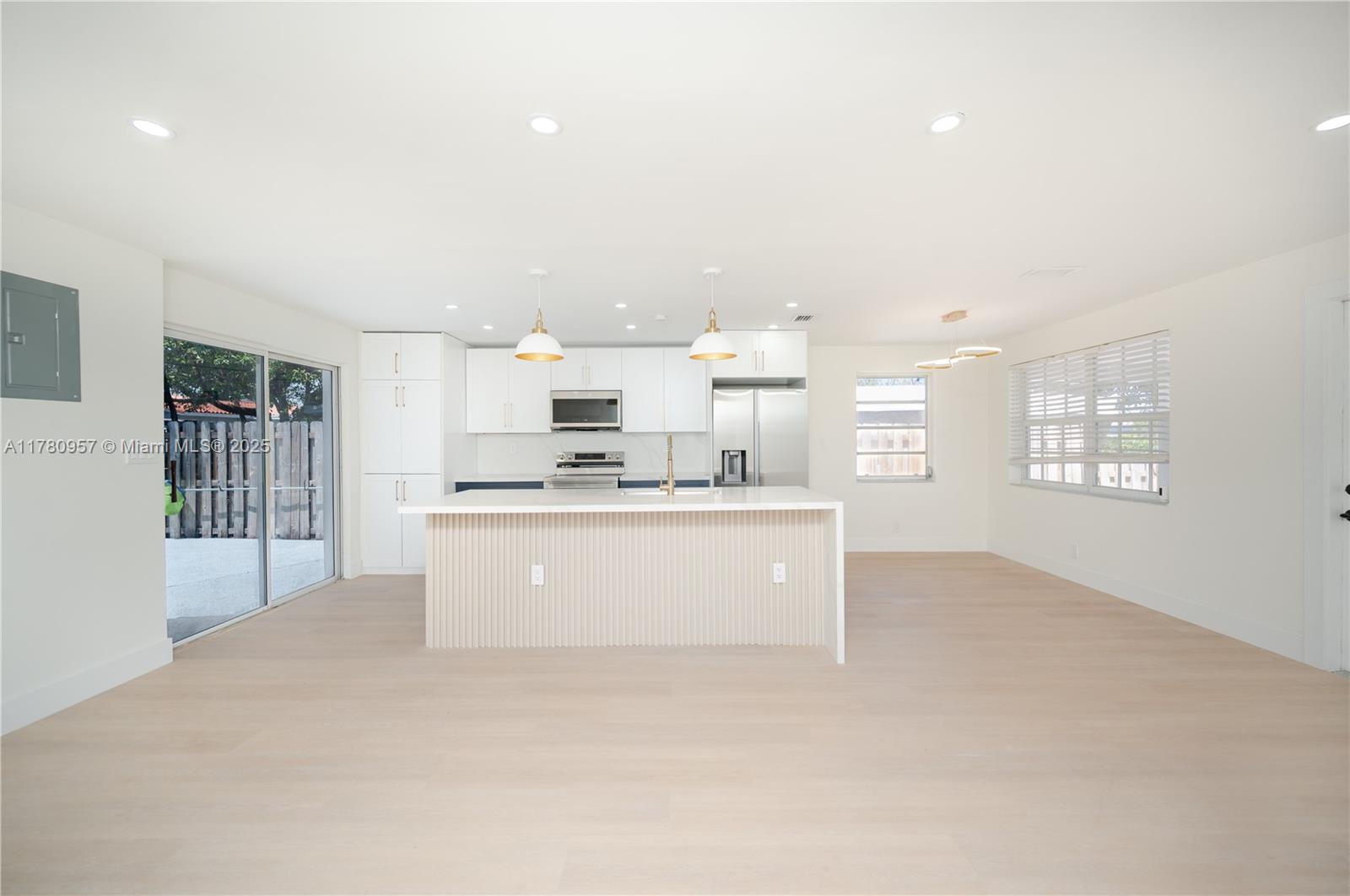 NORTH POMPANO BEACH SEC - Residential