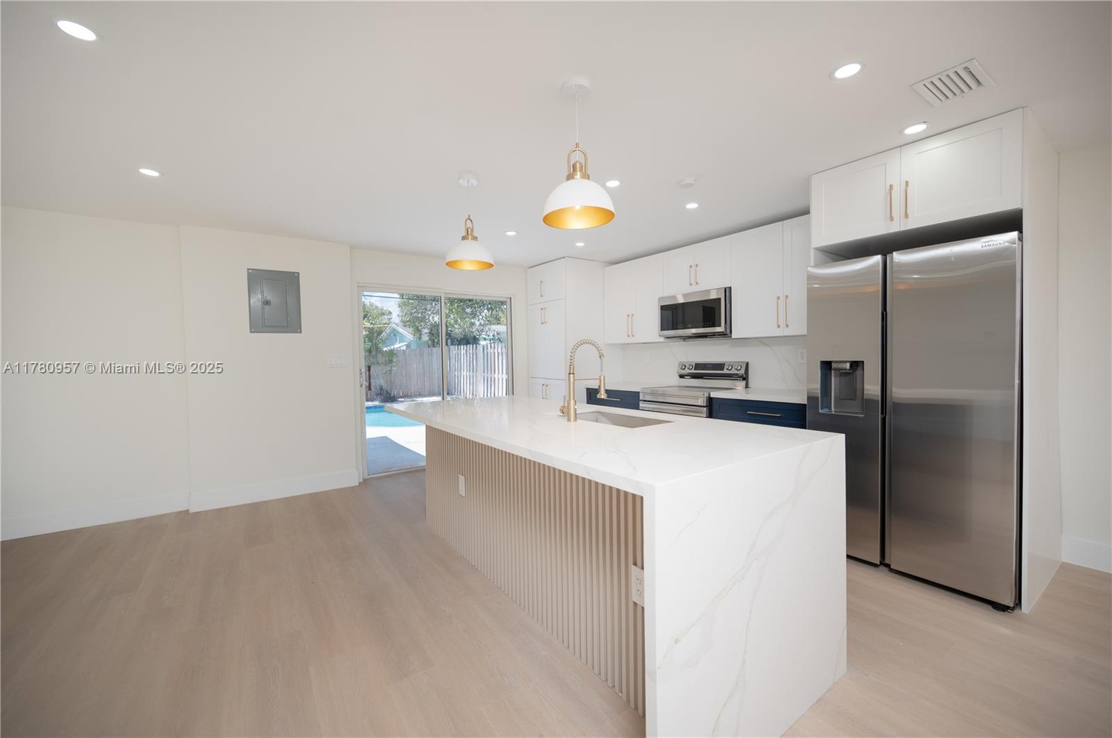 NORTH POMPANO BEACH SEC - Residential