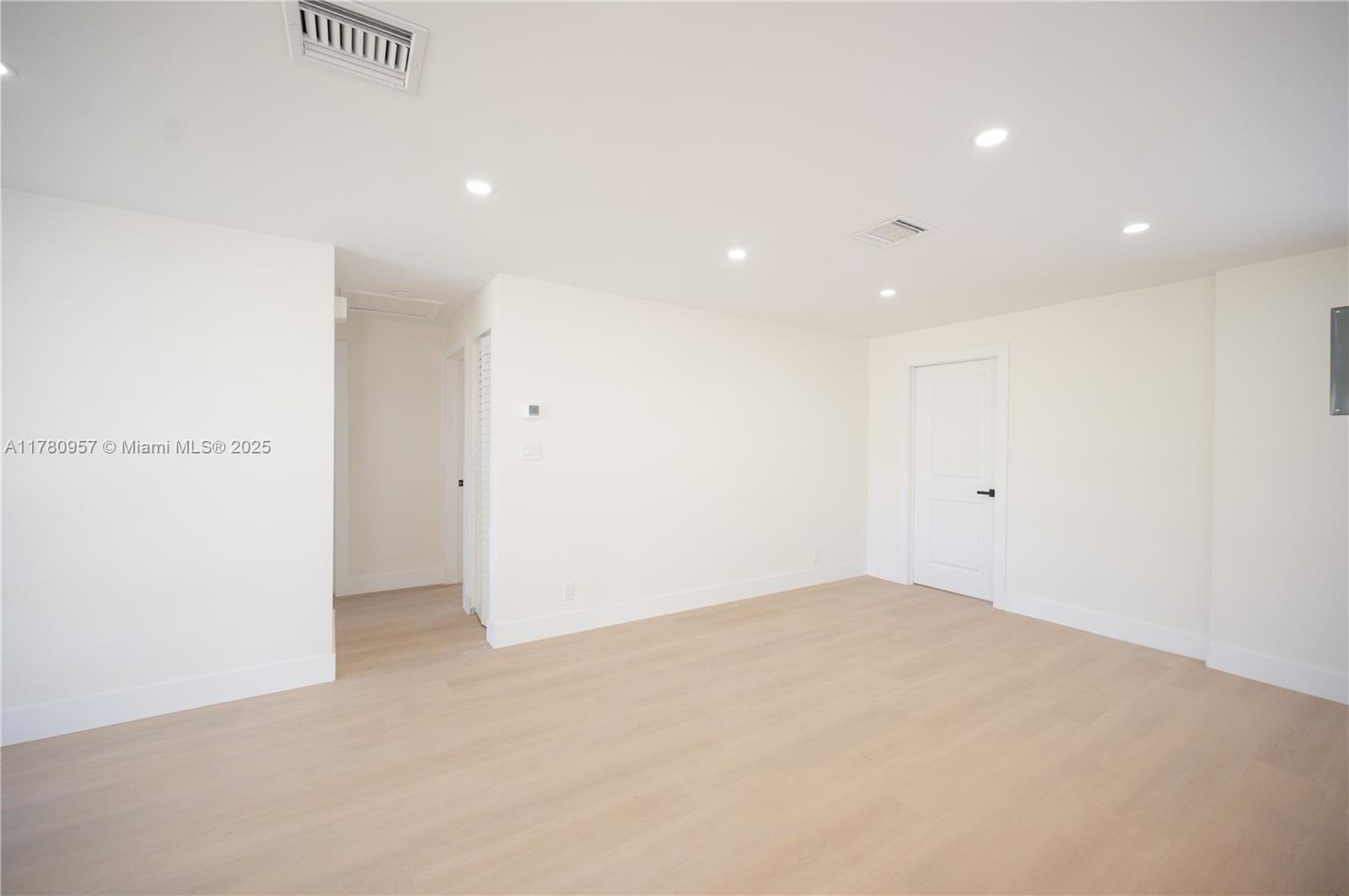 NORTH POMPANO BEACH SEC - Residential