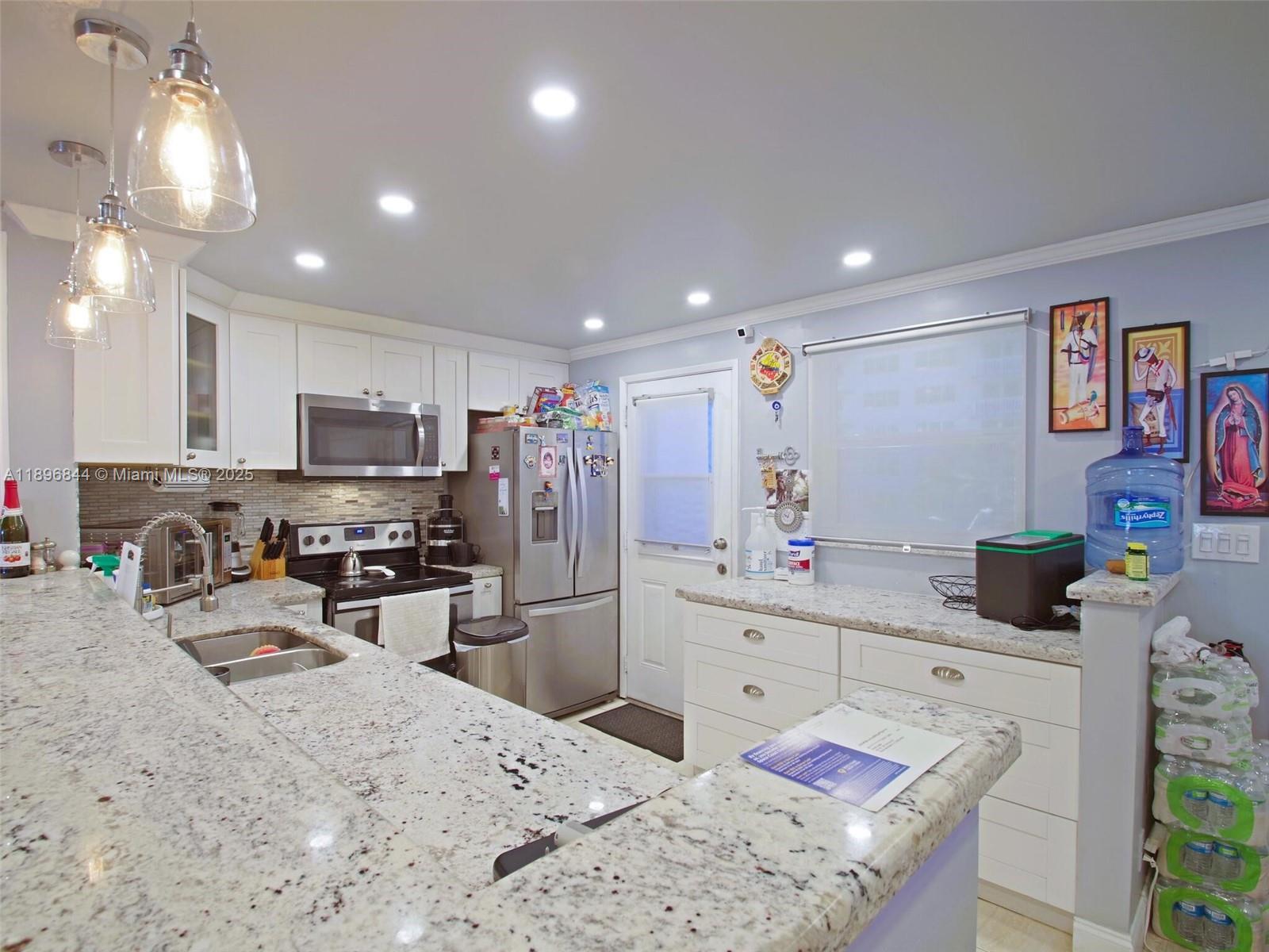 MEADOWBROOK CONDO APTS BL - Residential