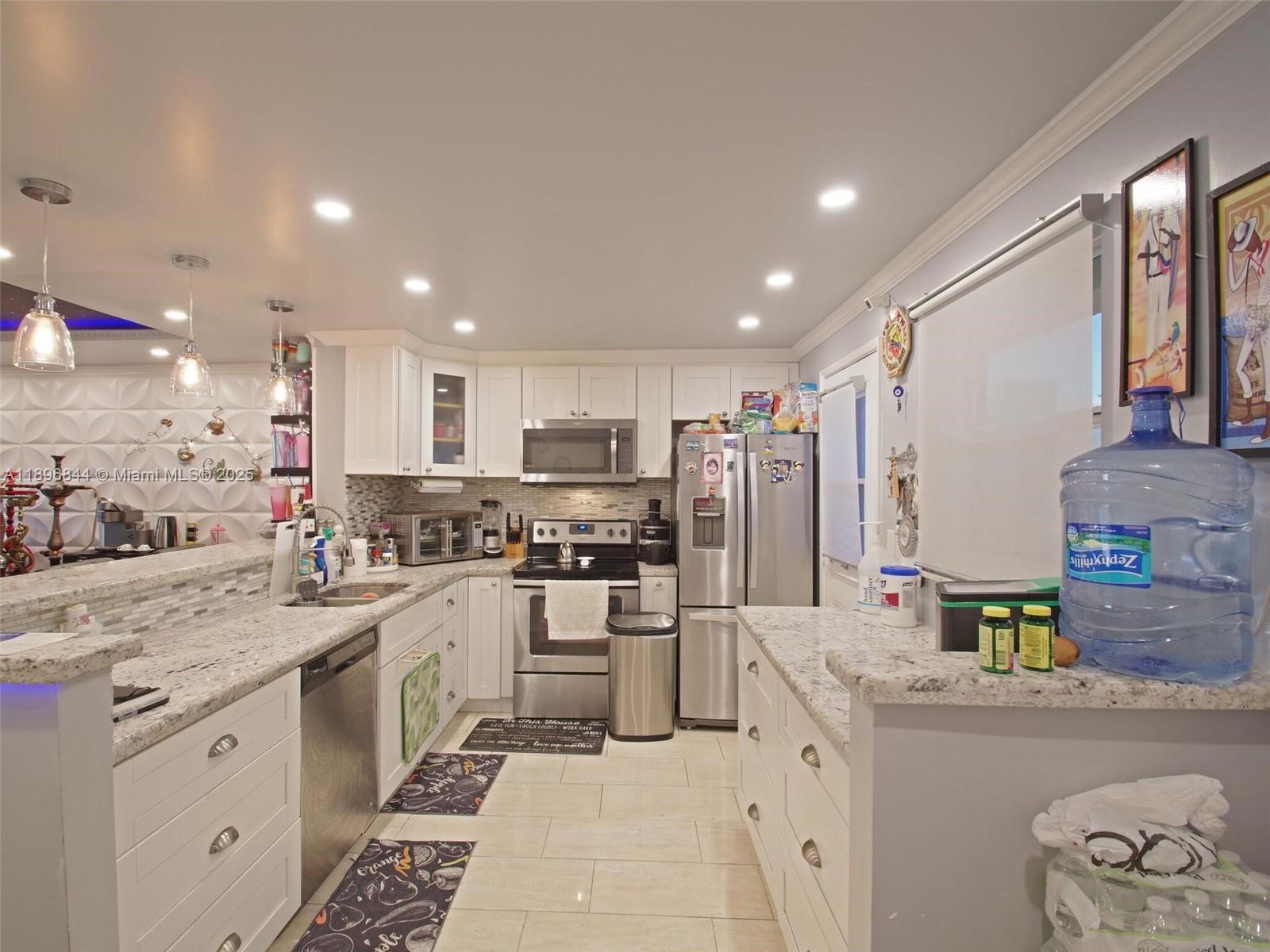 MEADOWBROOK CONDO APTS BL - Residential