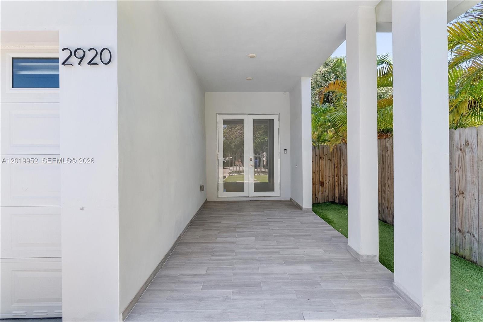 2920 SW 25TH TERRACE COND - Residential