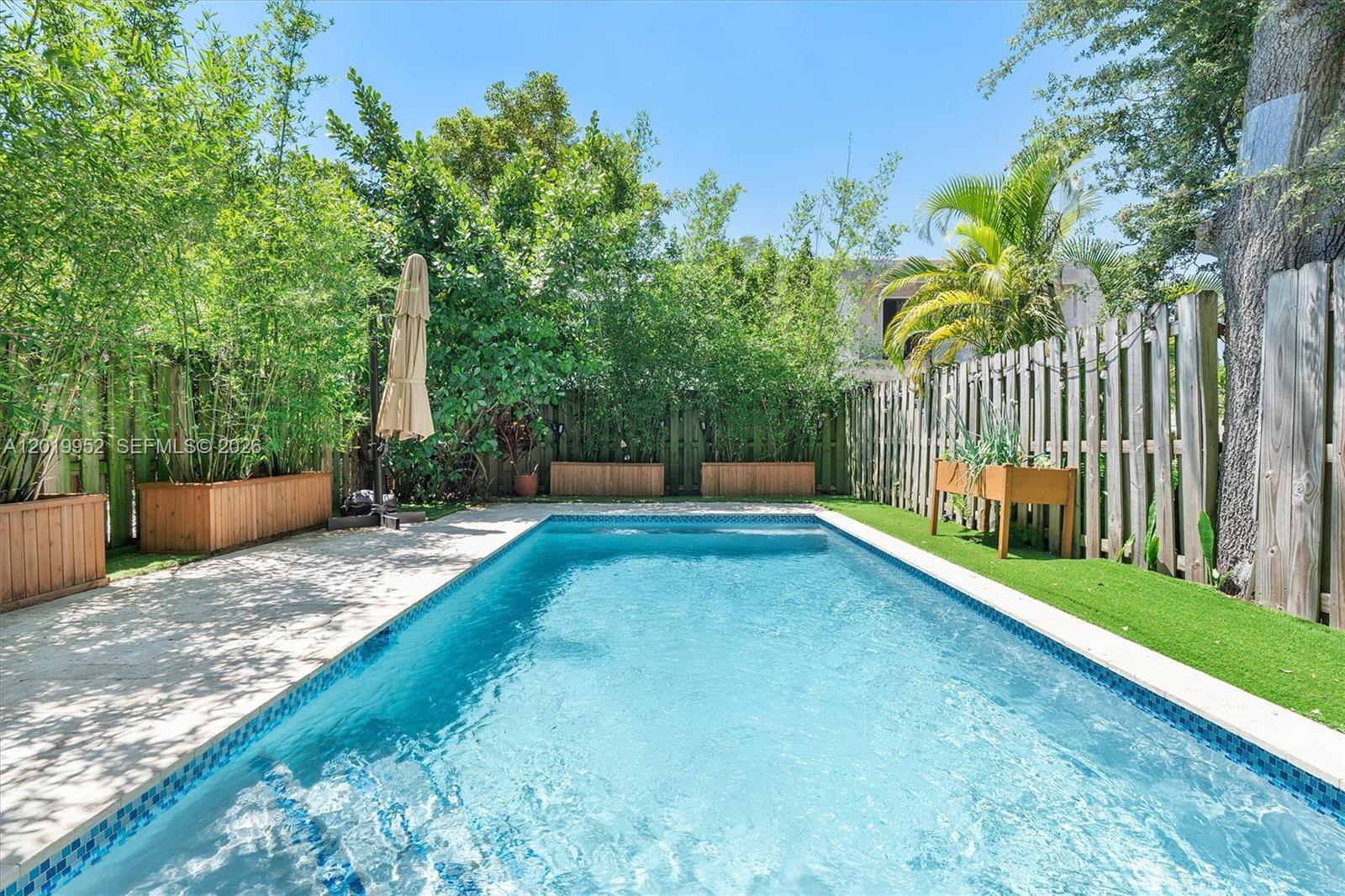 2920 SW 25TH TERRACE COND - Residential