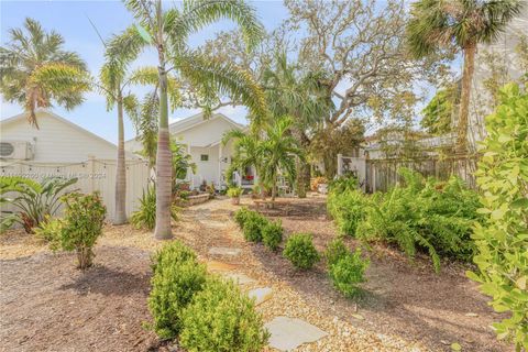 A home in New Smyrna Beach