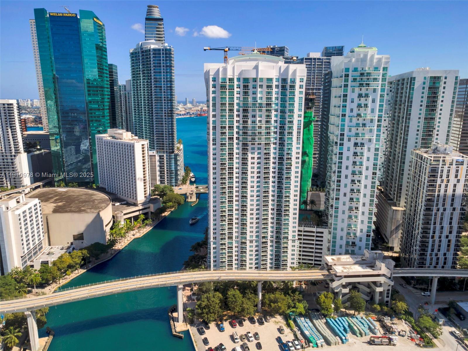BRICKELL ON THE RIVER N T - Residential Lease