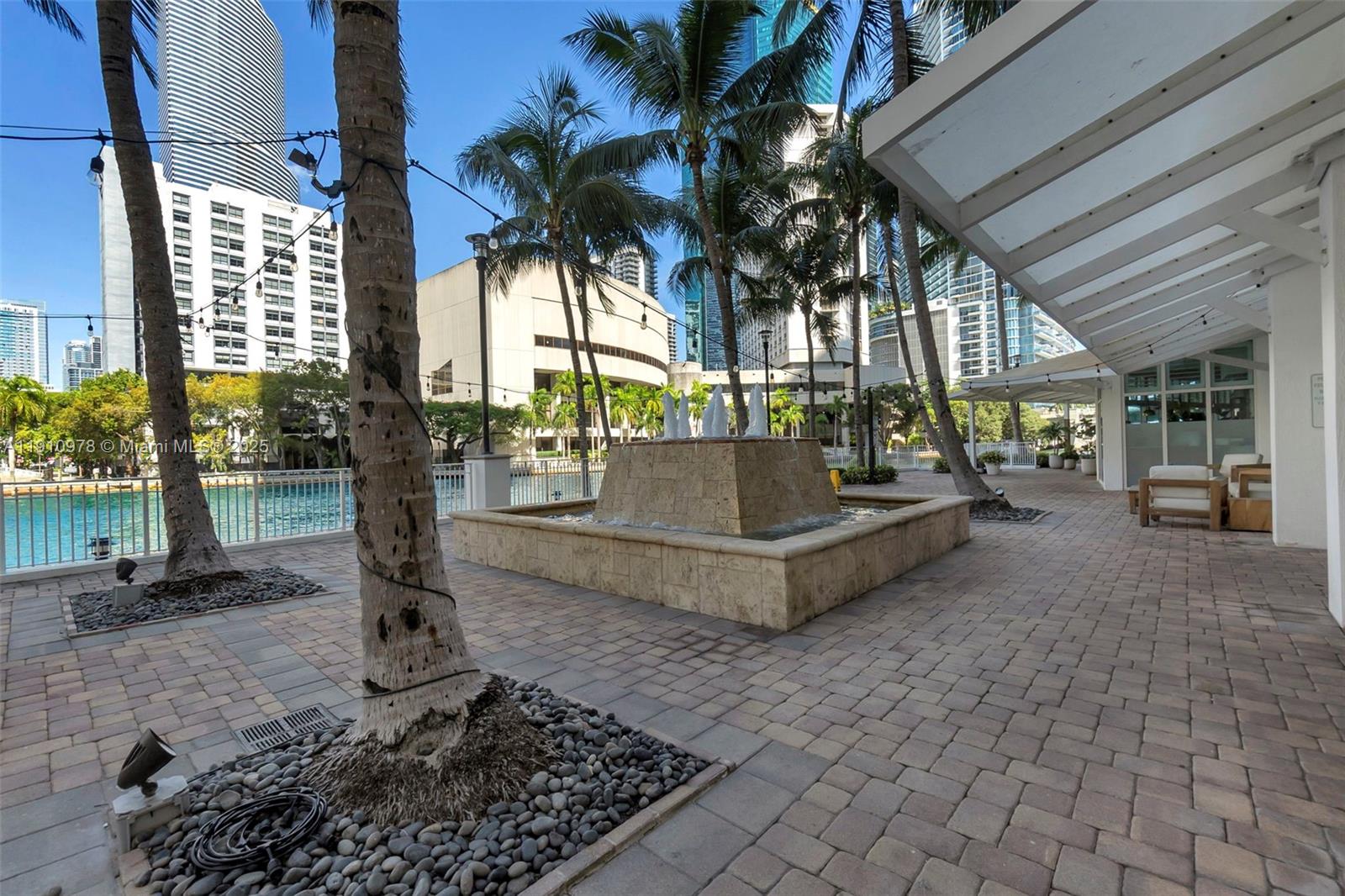 BRICKELL ON THE RIVER N T - Residential Lease