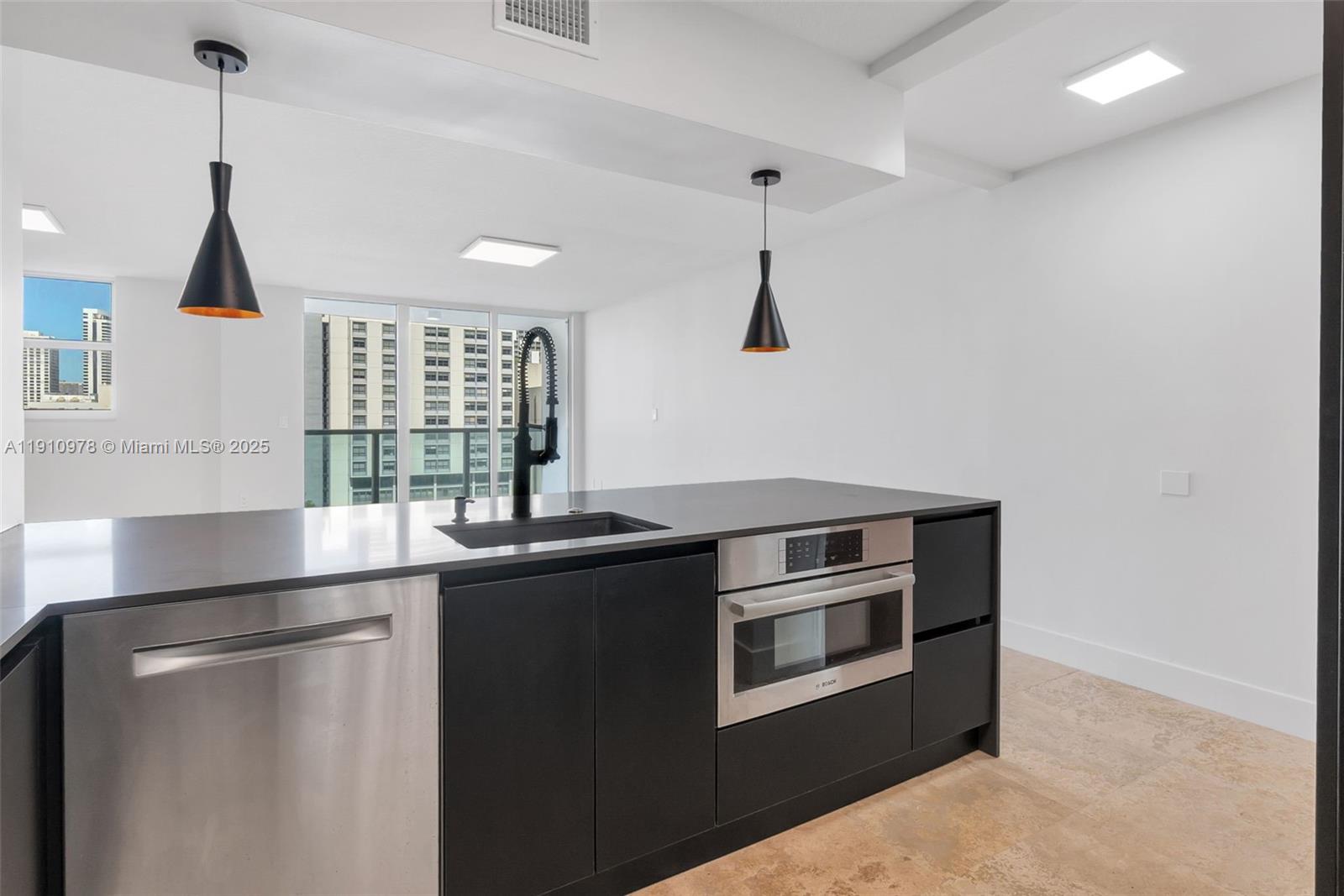 BRICKELL ON THE RIVER N T - Residential Lease