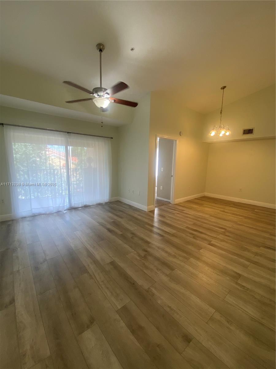 EMERALD ISLE AT LAGUNA LA - Residential Lease