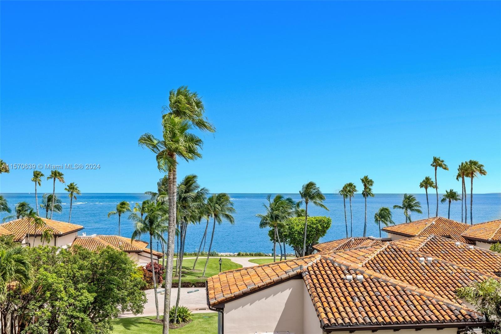 19144 Fisher Island Dr 19144