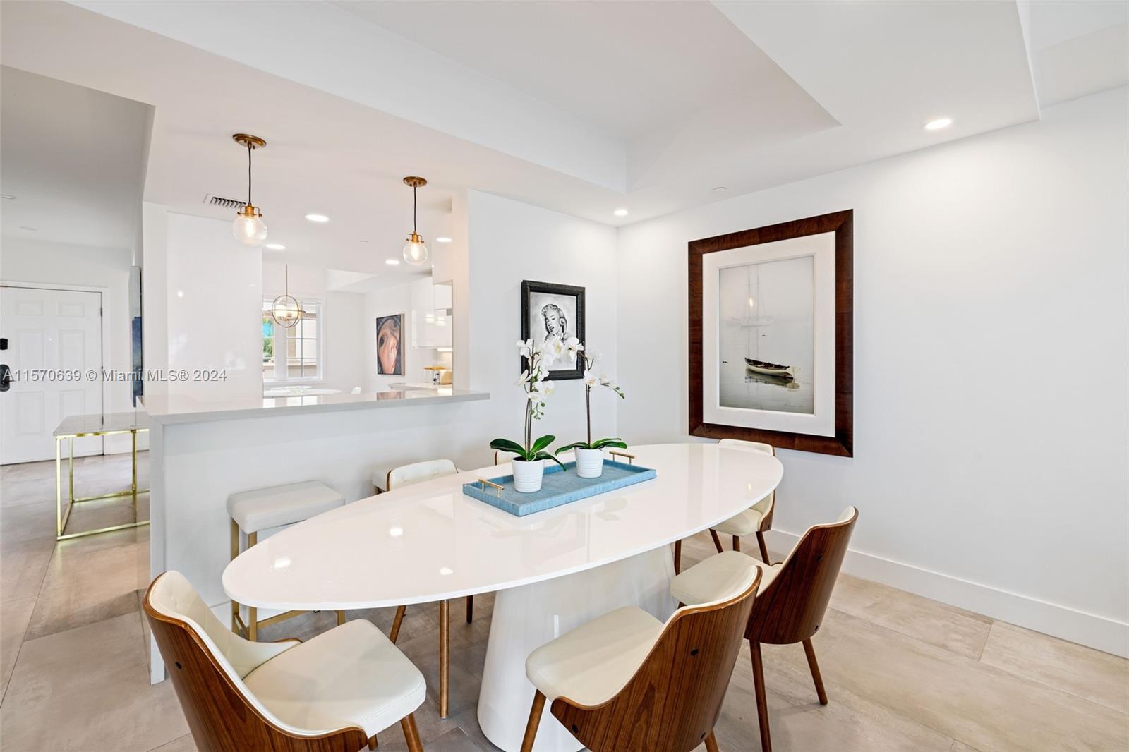 Seaside Condo - Residential Lease