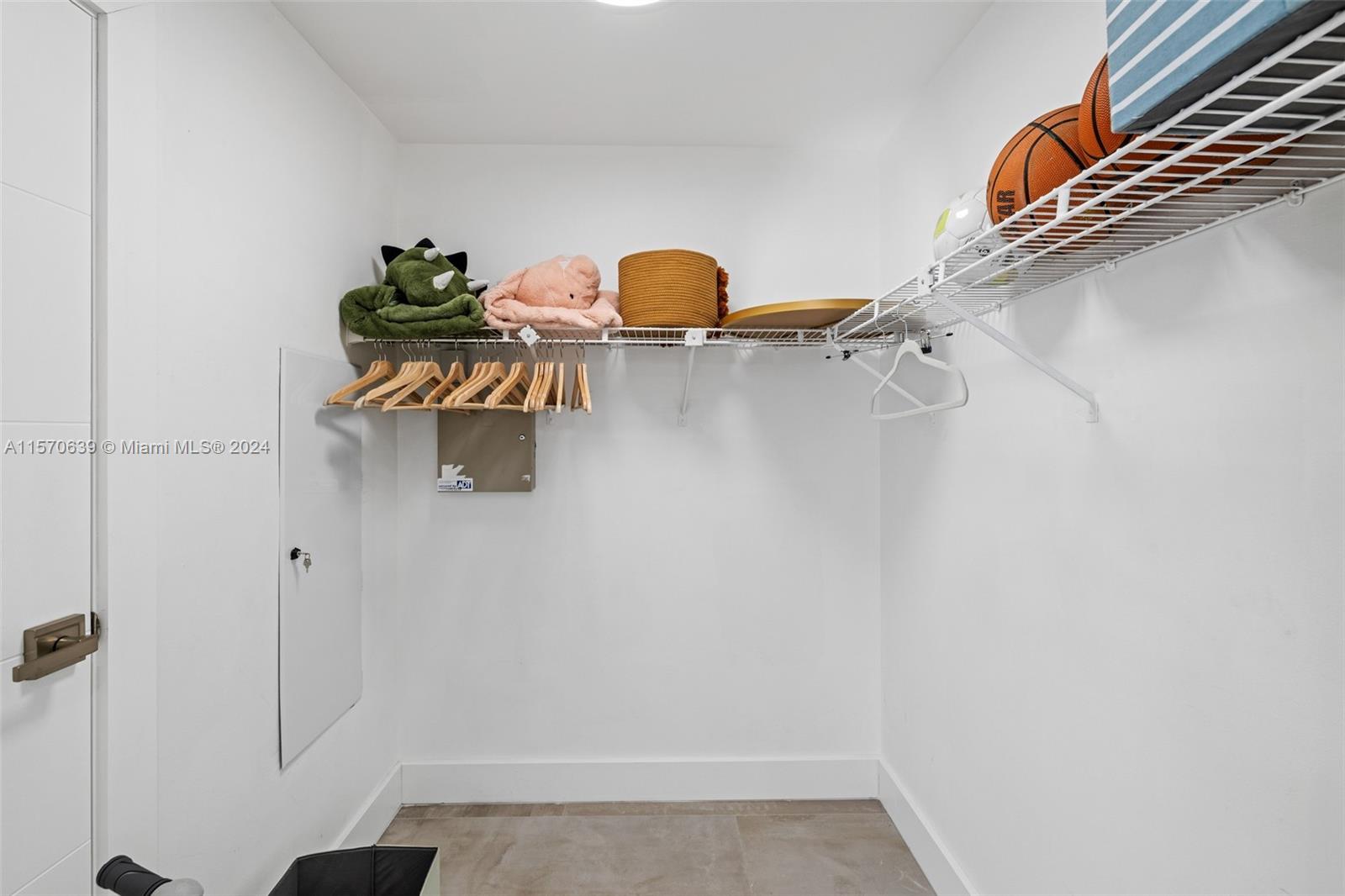 Seaside Condo - Residential Lease