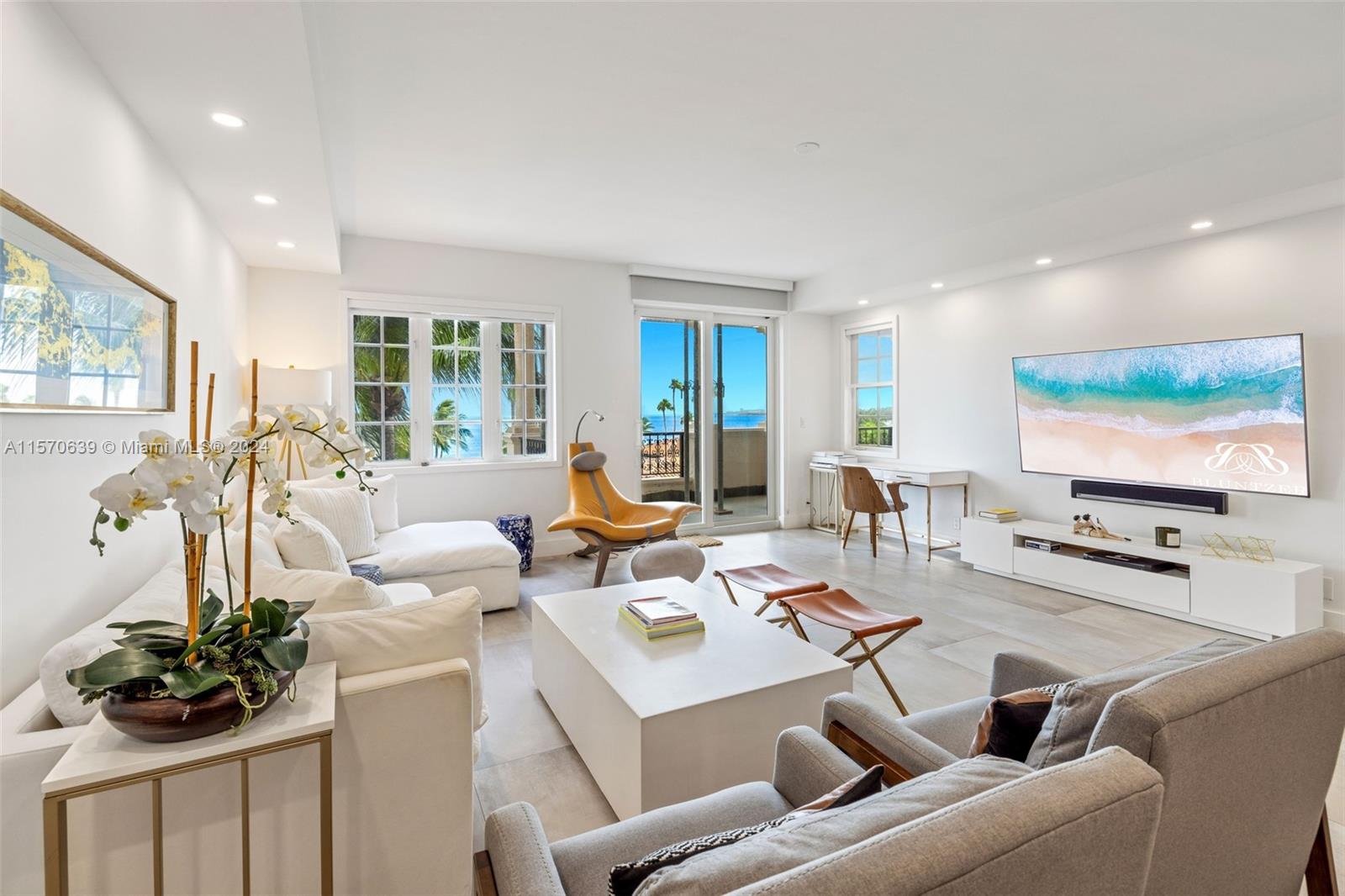 19144 Fisher Island Dr 19144
