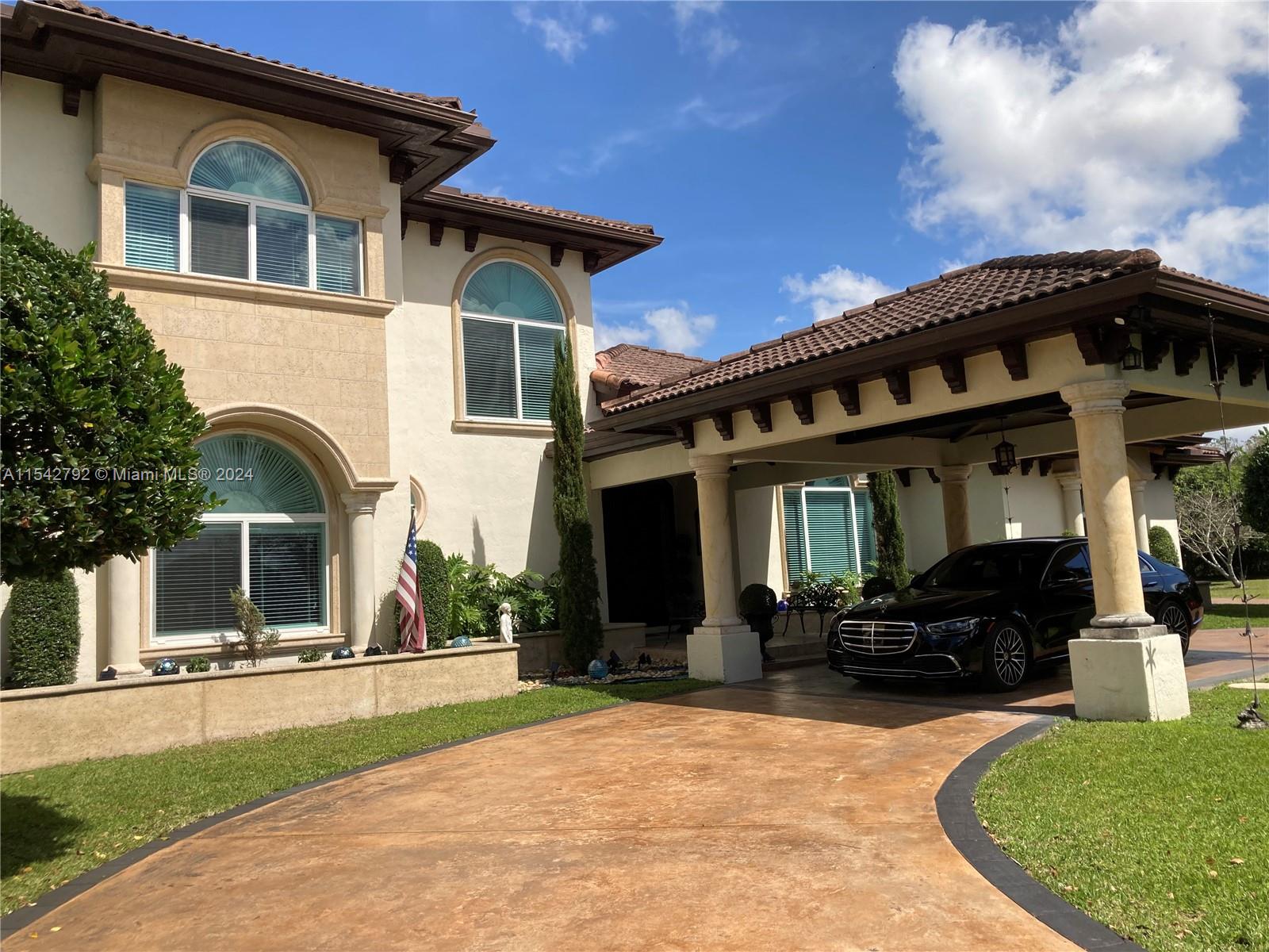 REDLANDS - Residential