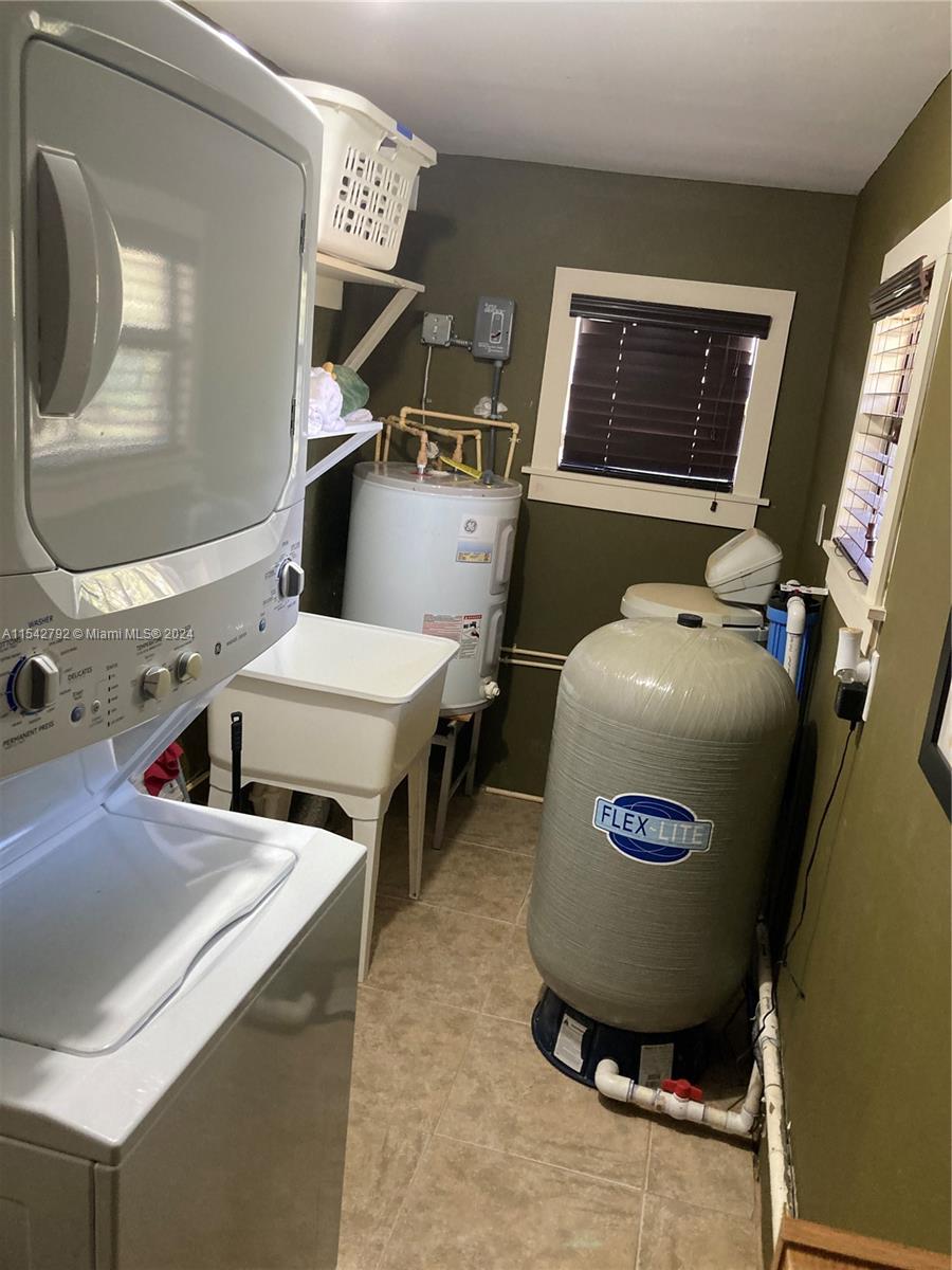 REDLANDS - Residential