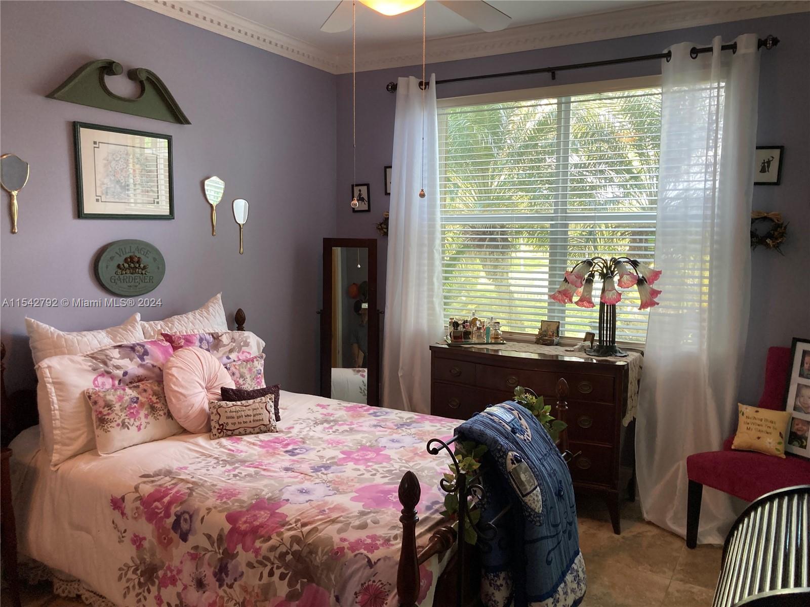 REDLANDS - Residential