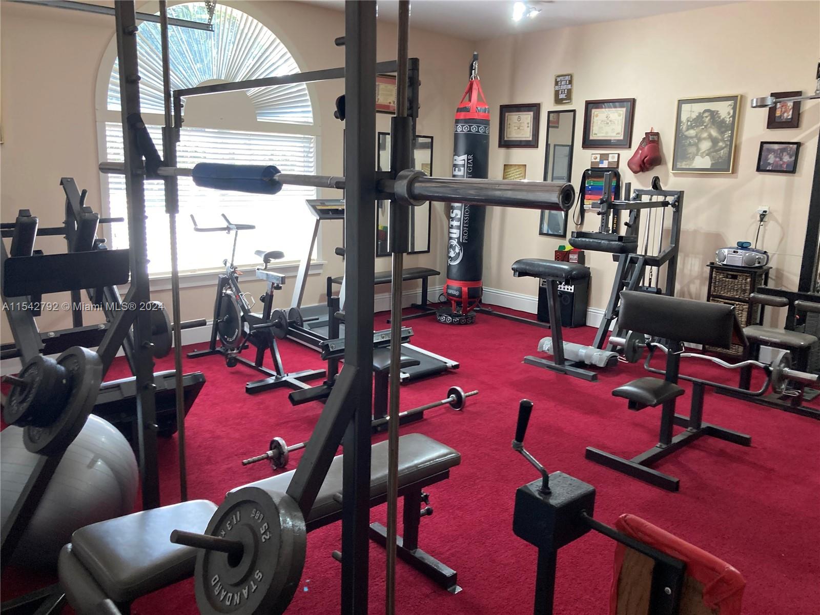 REDLANDS - Residential