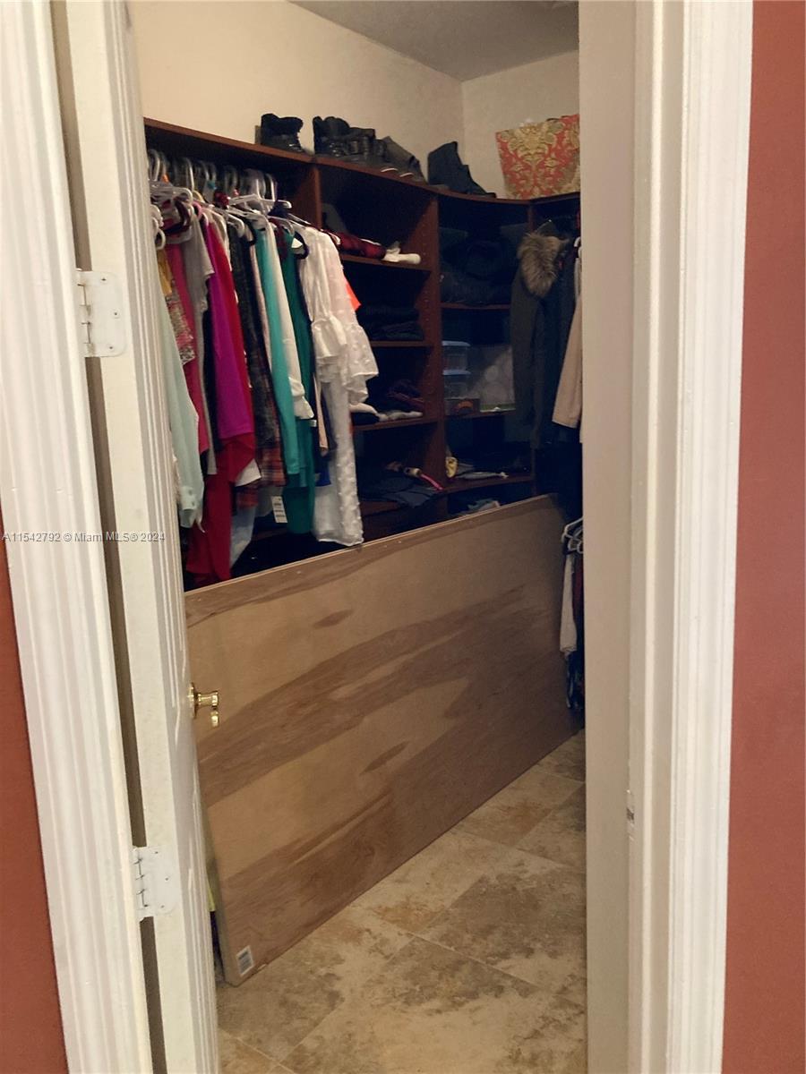 REDLANDS - Residential