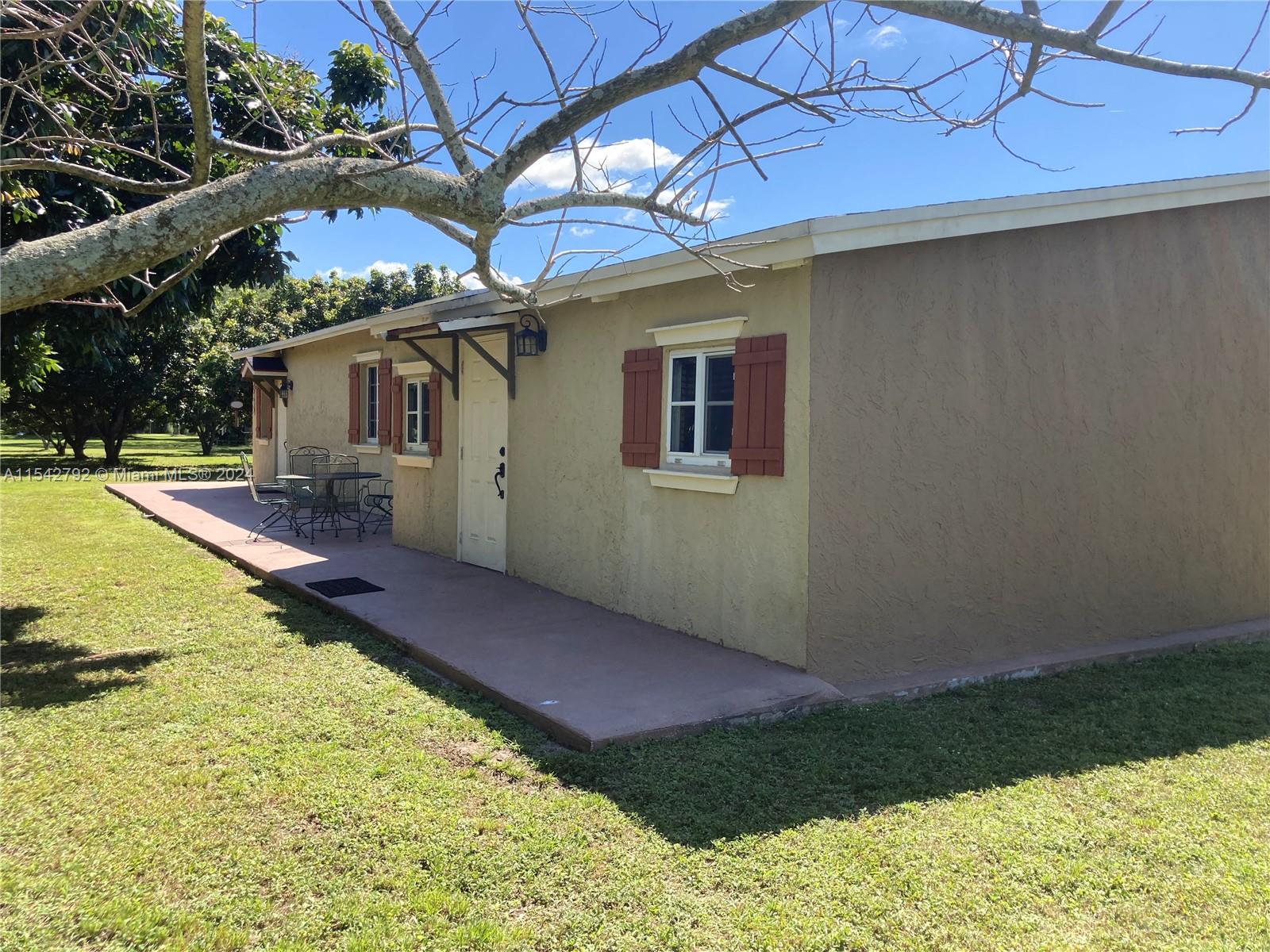 REDLANDS - Residential