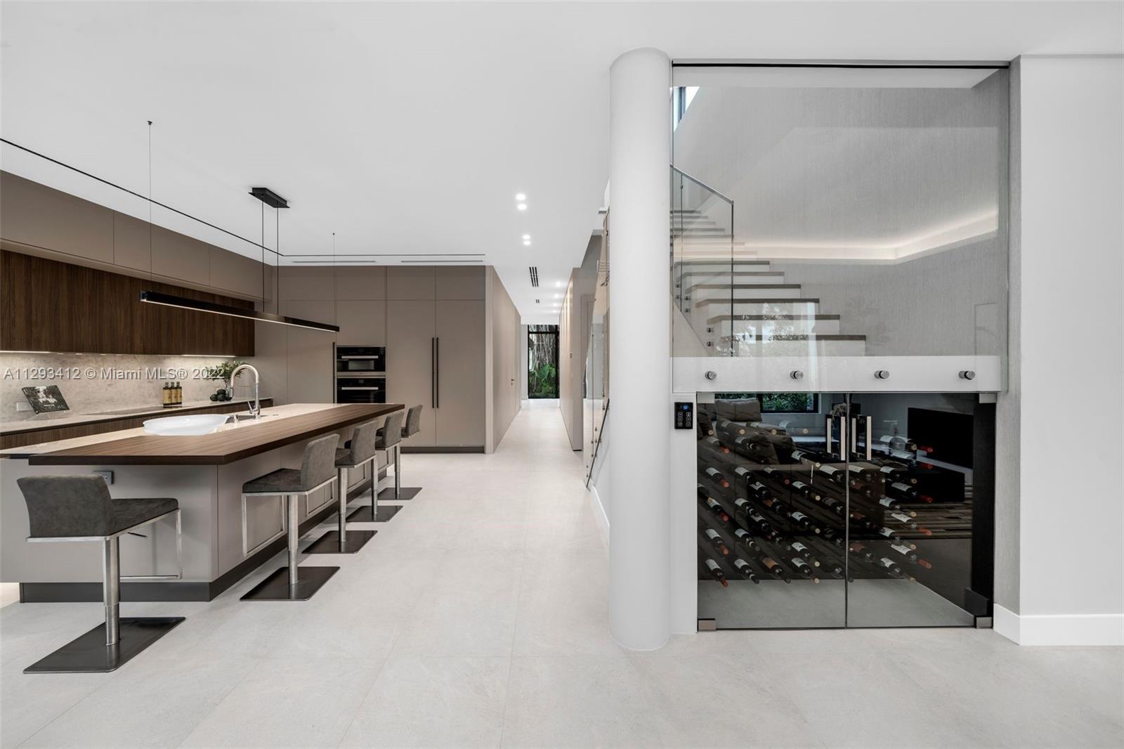 DOUGLAS CIRCLE - Residential