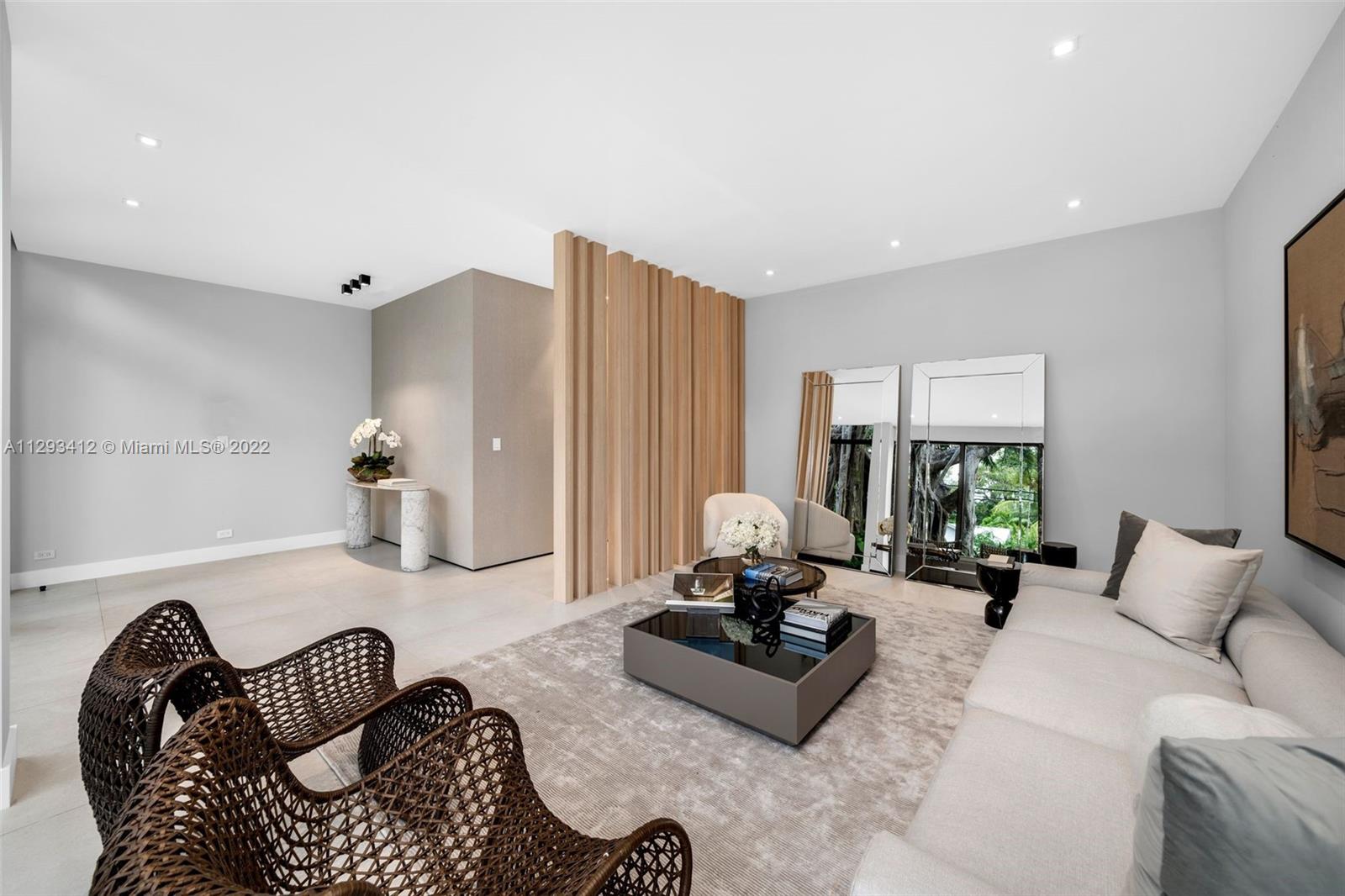 DOUGLAS CIRCLE - Residential