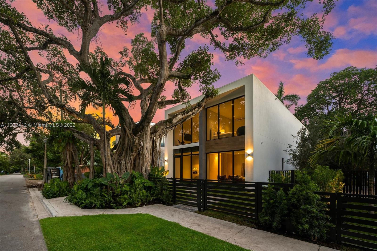 DOUGLAS CIRCLE - Residential