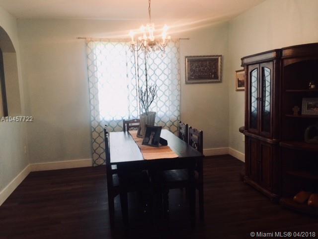 REDLAND REEF - Residential