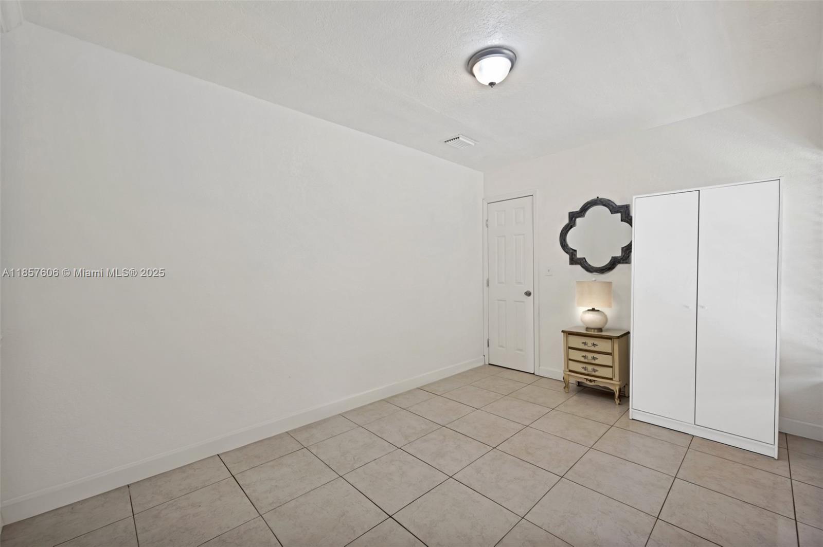 MIDDLE RIVER HEIGHTS - Residential