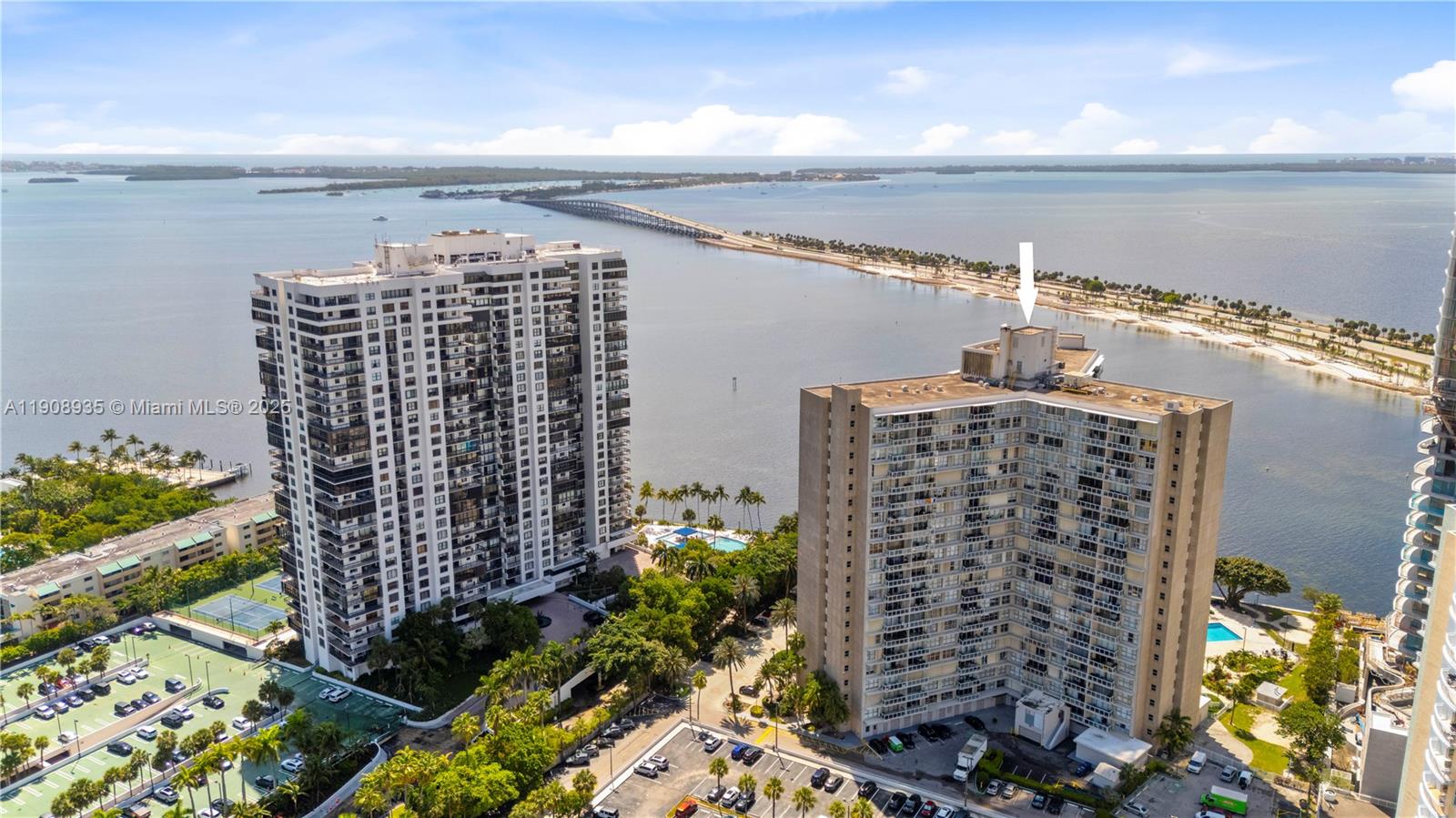 BRICKELL TOWNHOUSE CONDO - Residential Lease