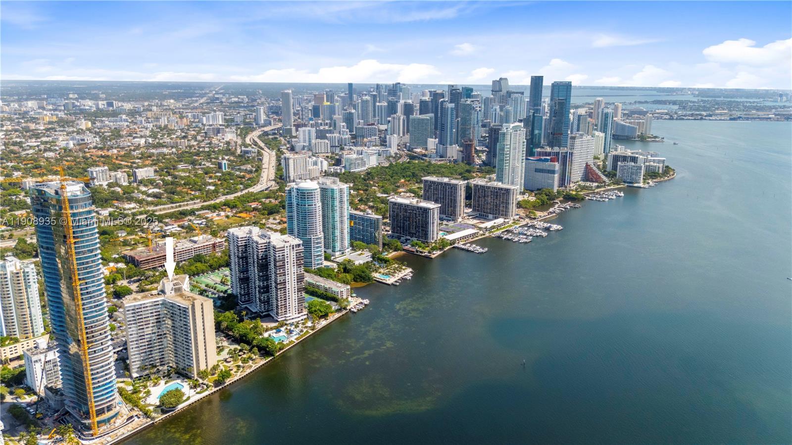 BRICKELL TOWNHOUSE CONDO - Residential Lease