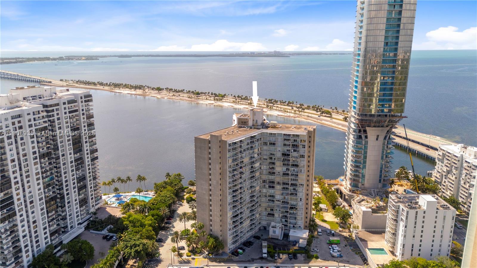 BRICKELL TOWNHOUSE CONDO - Residential Lease