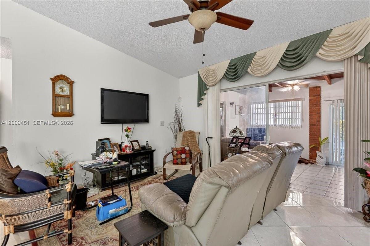 MUNNE SUB 1ST ADDN - Residential