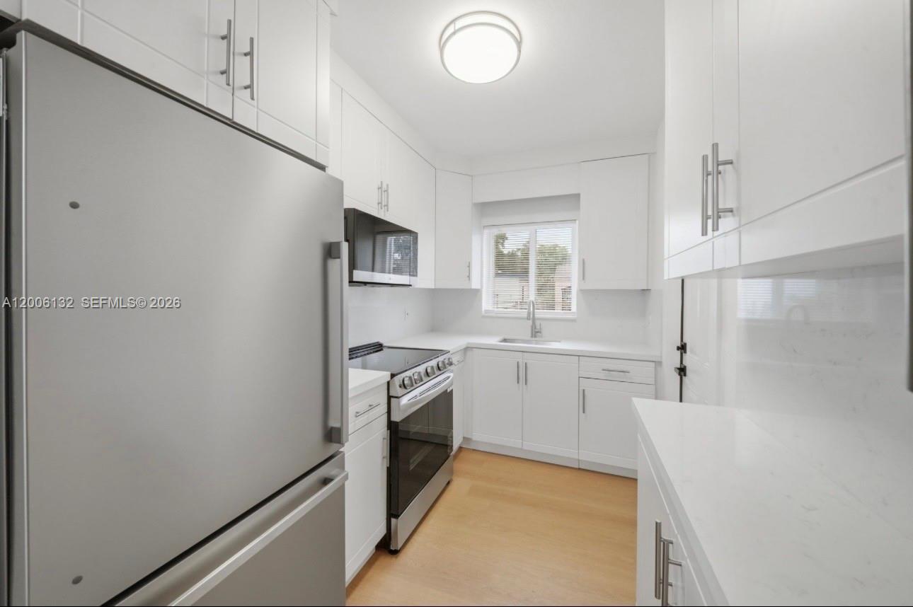 CRESTWOOD - Residential