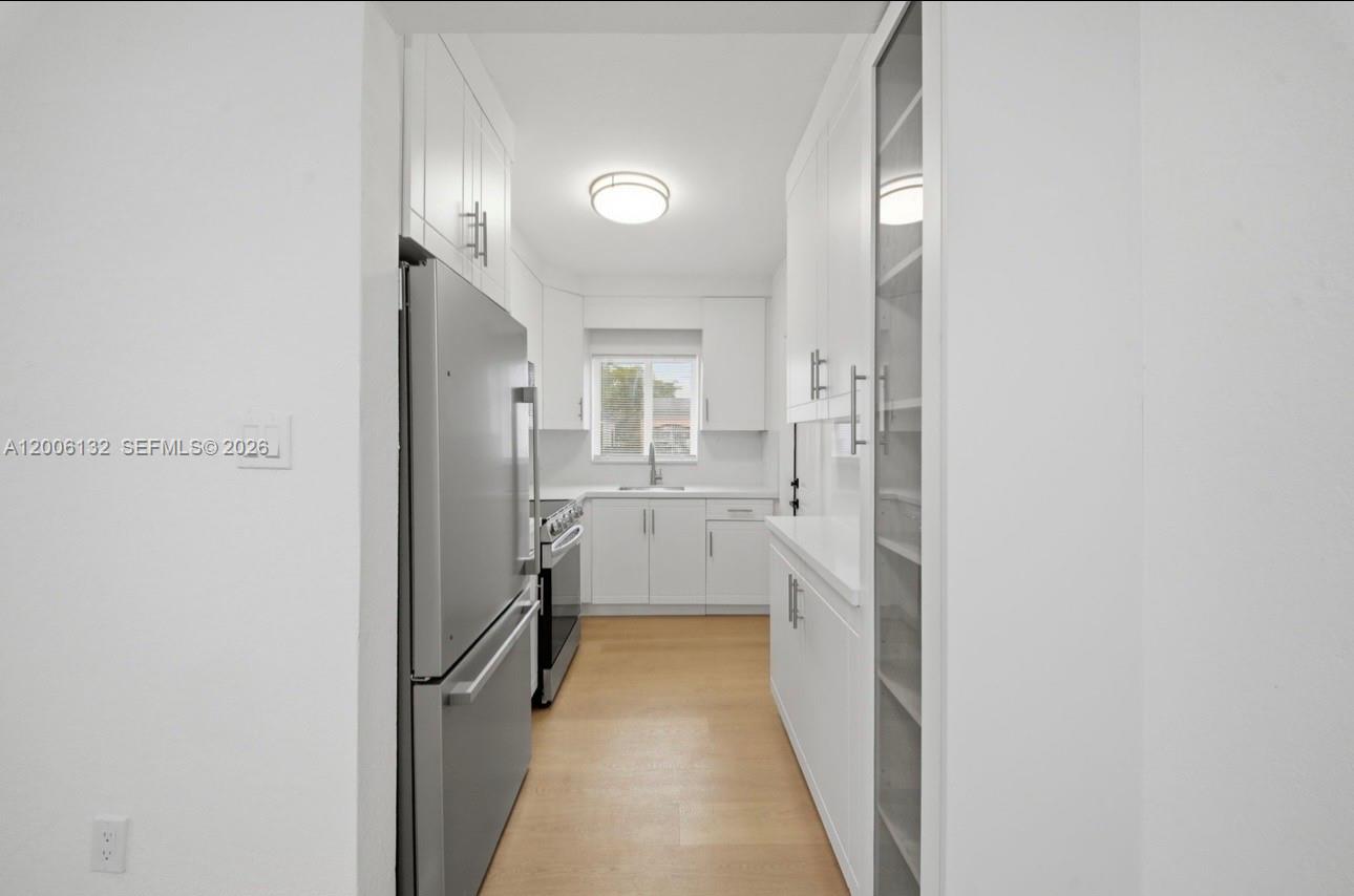 CRESTWOOD - Residential