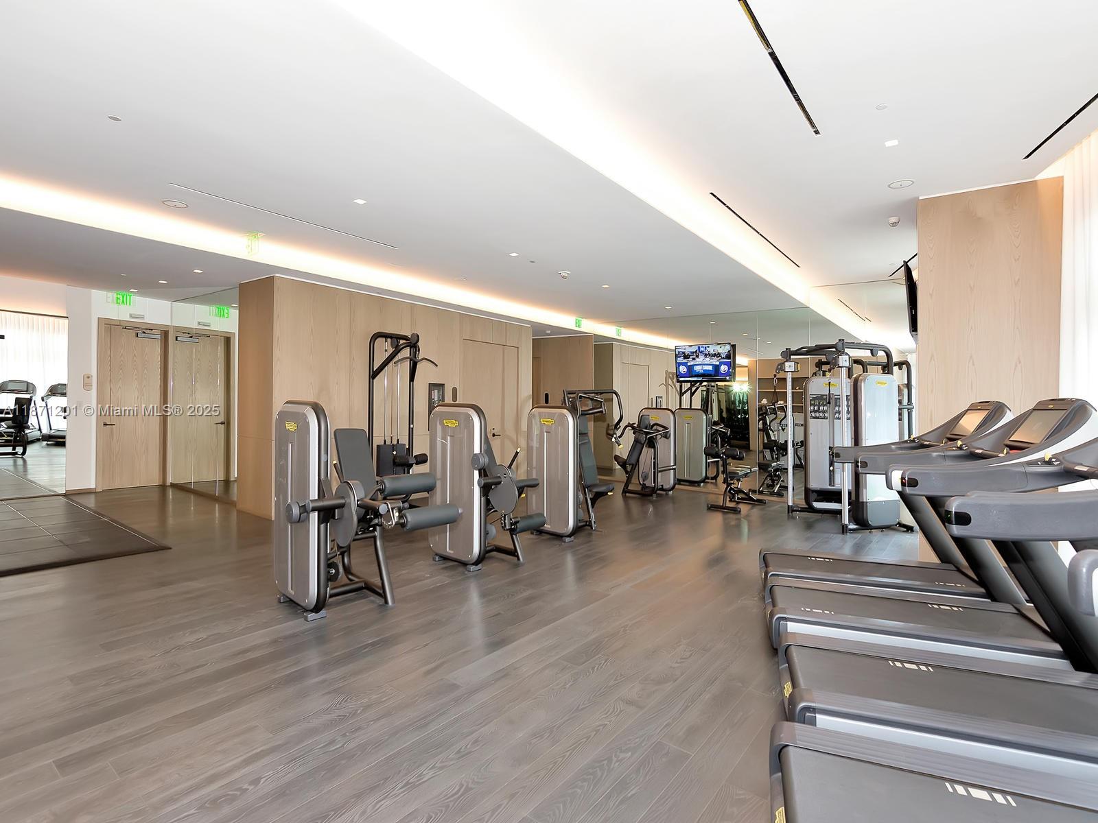 SLS LUX Residences - Residential