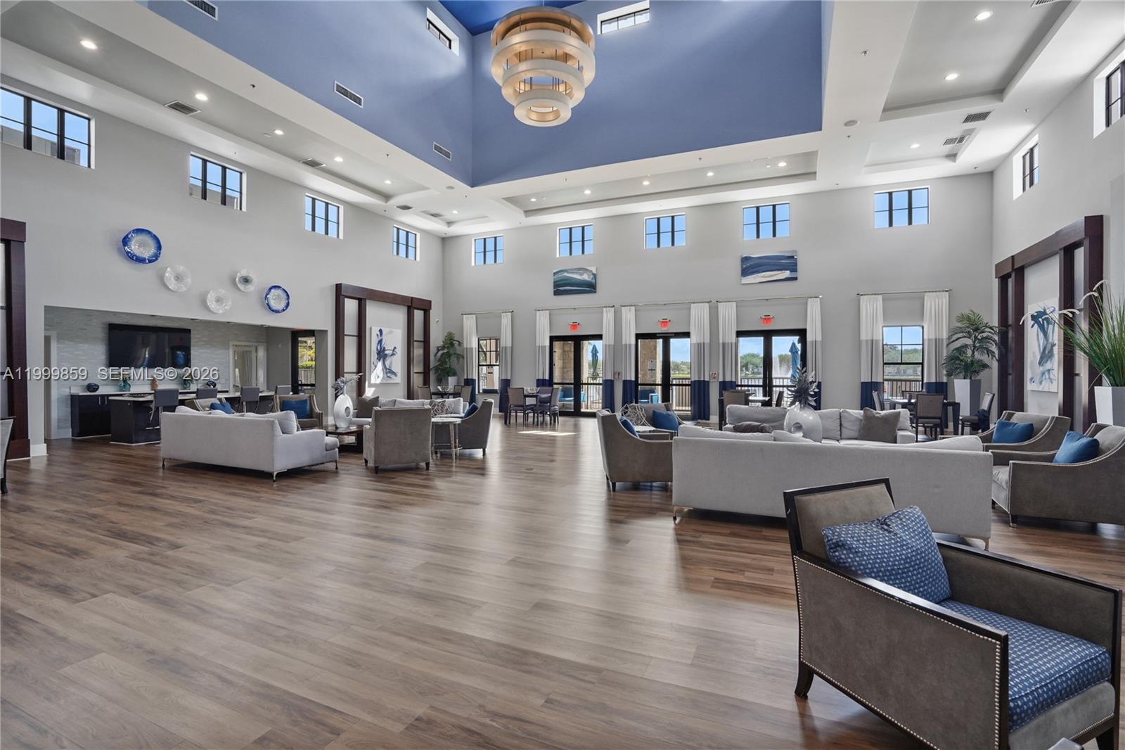 KENDALL COMMONS RESIDENTI - Residential