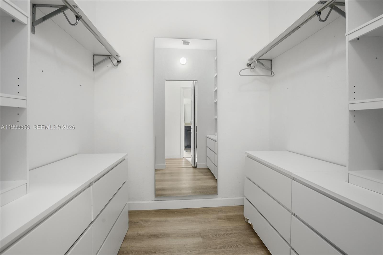 KENDALL COMMONS RESIDENTI - Residential