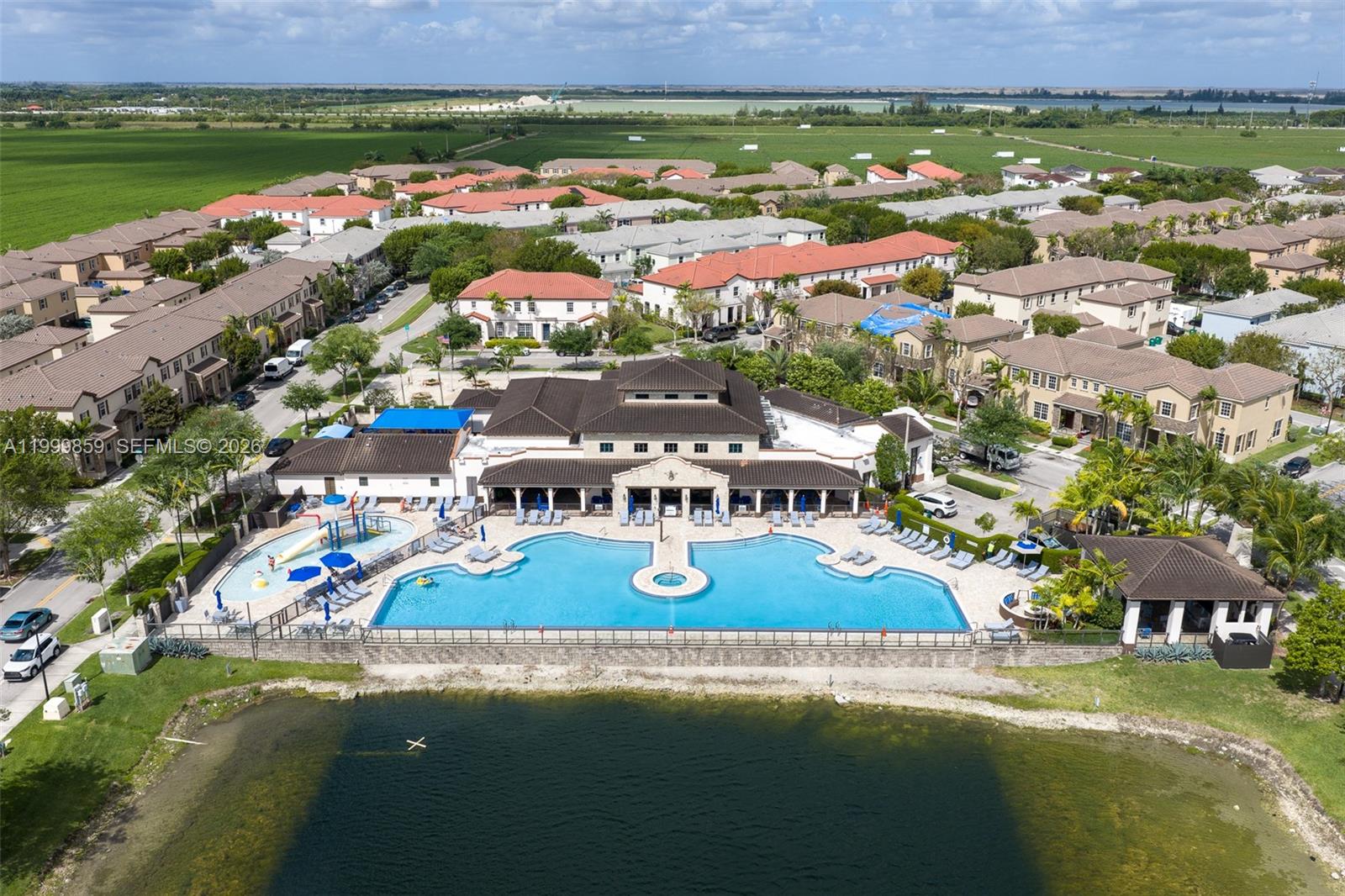 KENDALL COMMONS RESIDENTI - Residential