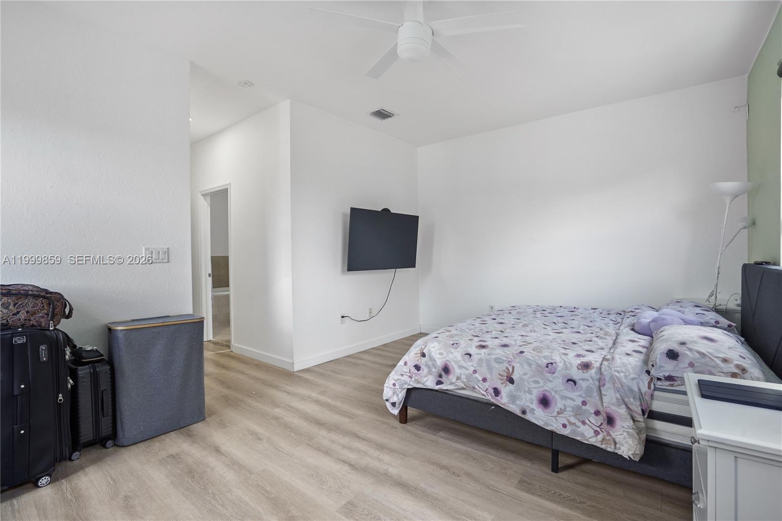 KENDALL COMMONS RESIDENTI - Residential