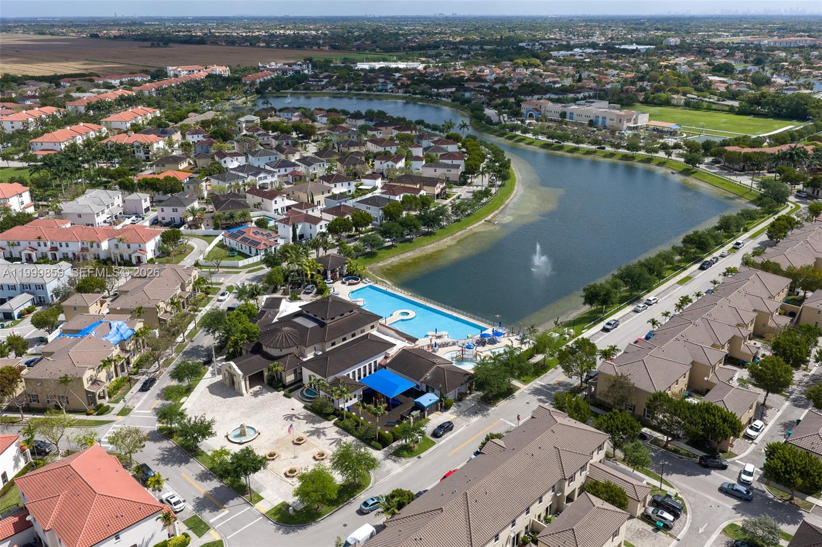 KENDALL COMMONS RESIDENTI - Residential