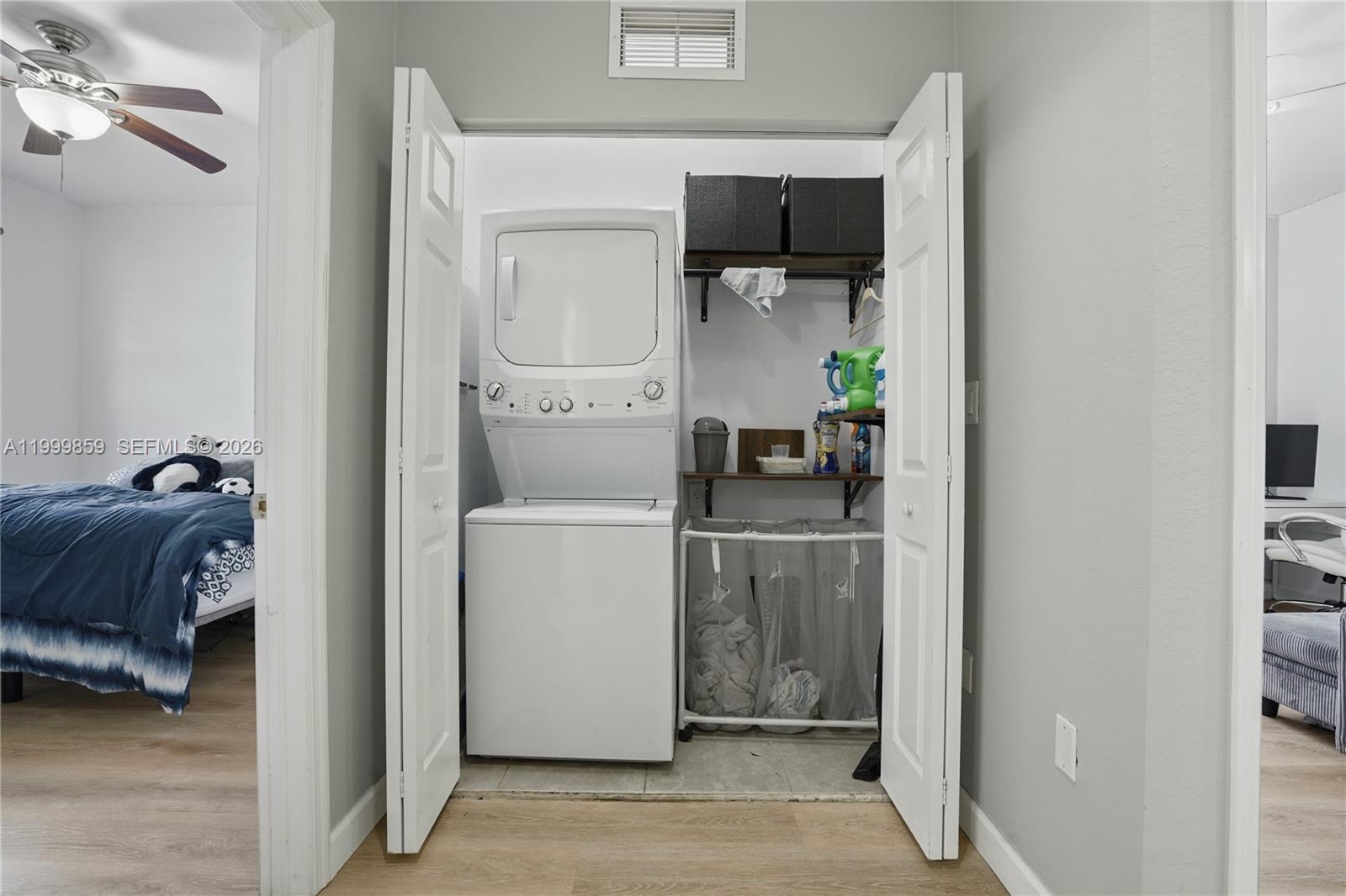 KENDALL COMMONS RESIDENTI - Residential