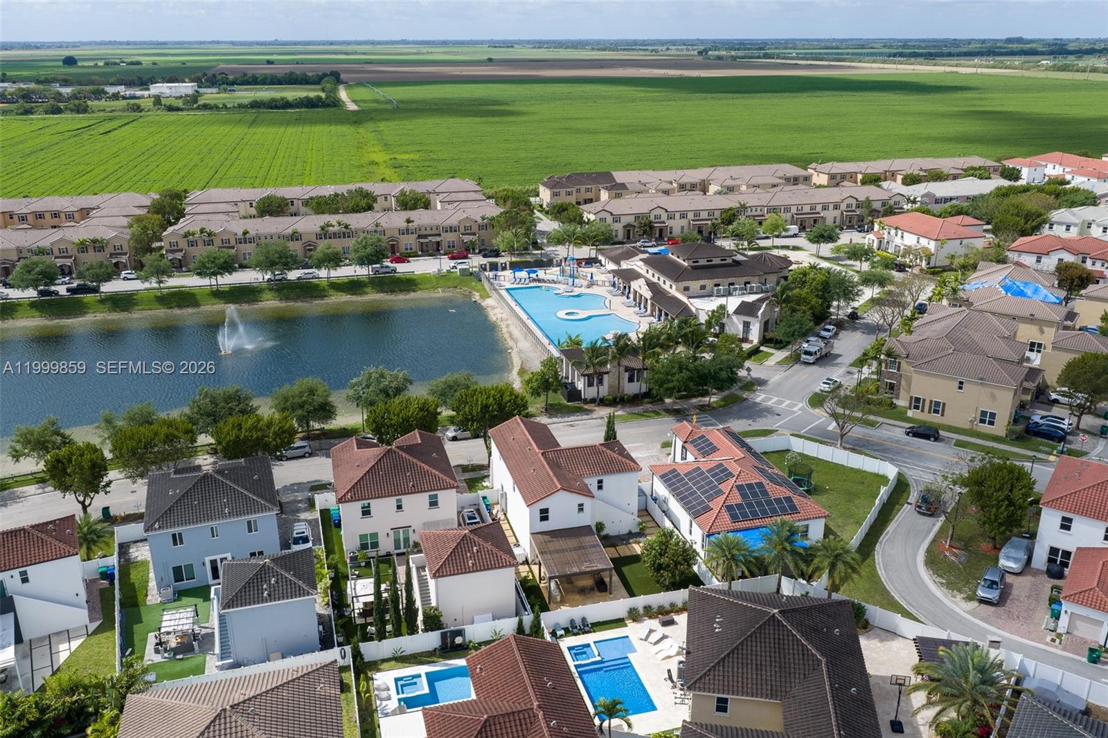 KENDALL COMMONS RESIDENTI - Residential