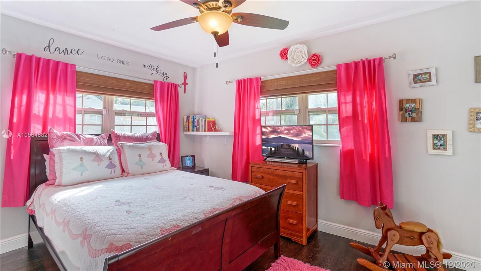 FLAMINGO PARK SEC D - Residential