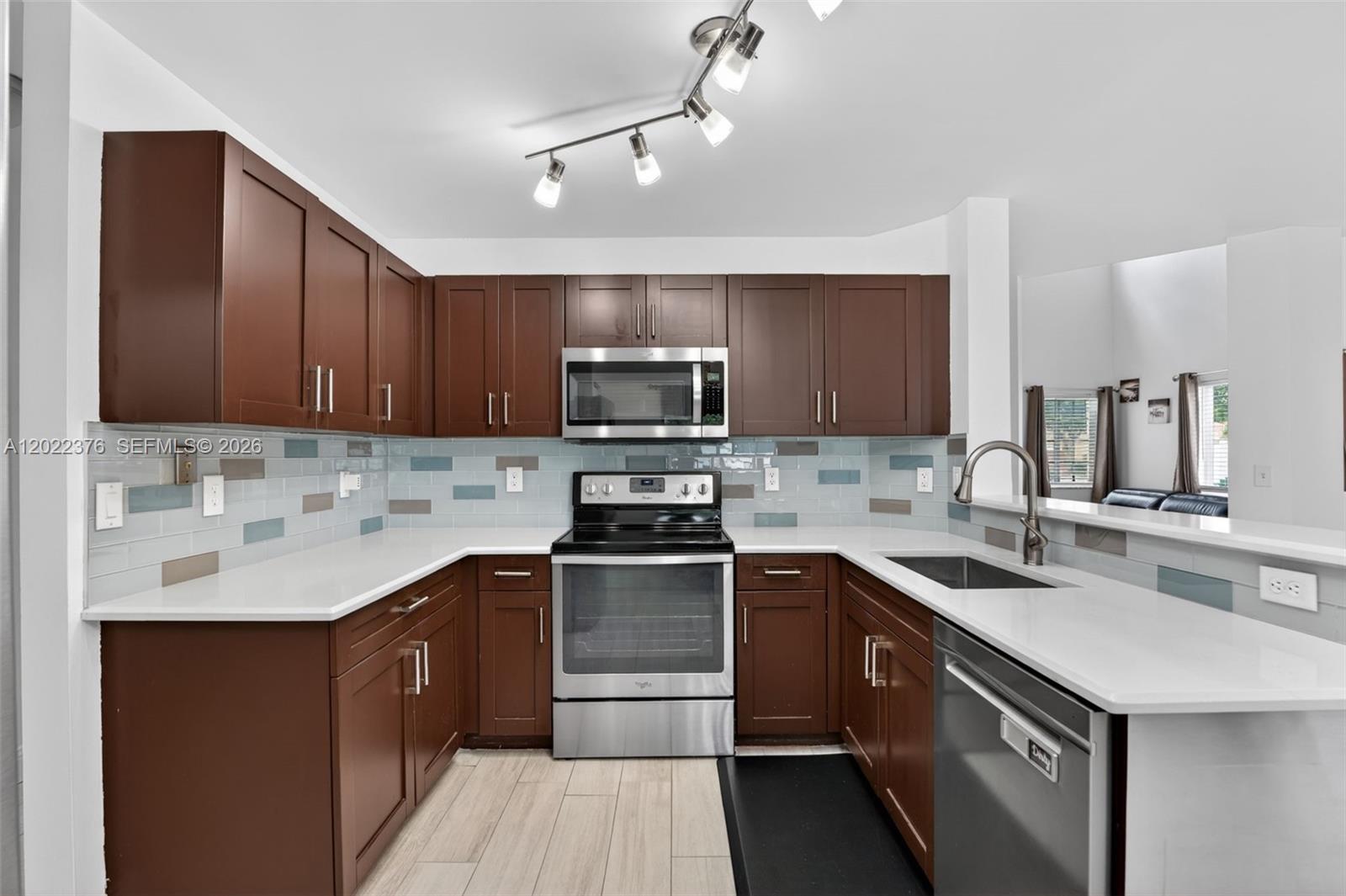 OLYMPIA & YORK RESIDENTIA - Residential